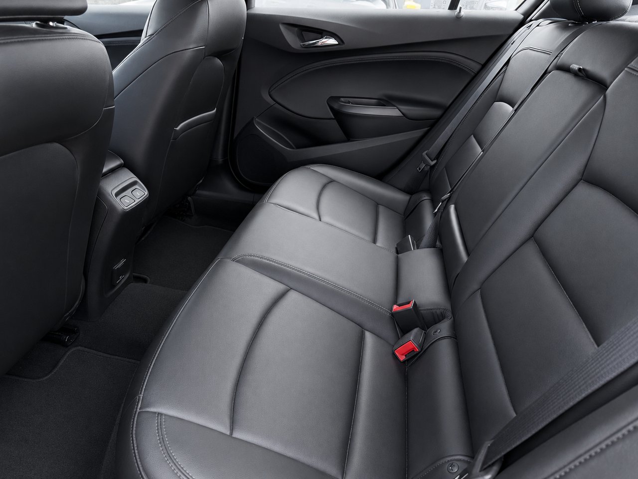 Chevrolet Cruze JAMAIS ACCIDENTÉ / APPLE CARPLAY ET ANDROID AUTO / TOIT OUVRANT 2018 Rouge Châteauguay - photo #7