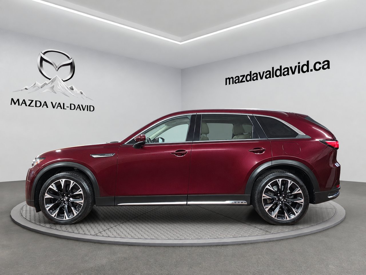 2024 Mazda CX-90 hybride rechargeable GT Red Val-David - photo #1