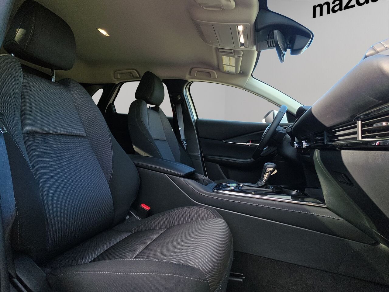 2025 Mazda CX-30 Gs, awd, sièges, volant et rétroviseurs chauffants White Val-David - photo #15