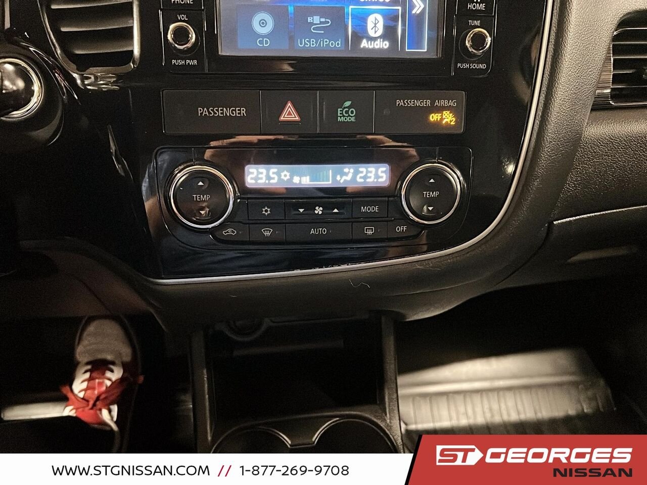 Mitsubishi Outlander GT 2016 Bronze Saint-Georges - photo #18
