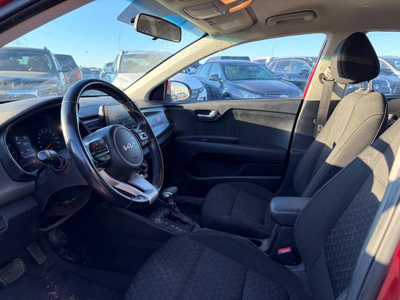 2022 Kia Rio 5-door LX Premium IVT Red Sherwood Park - photo #5