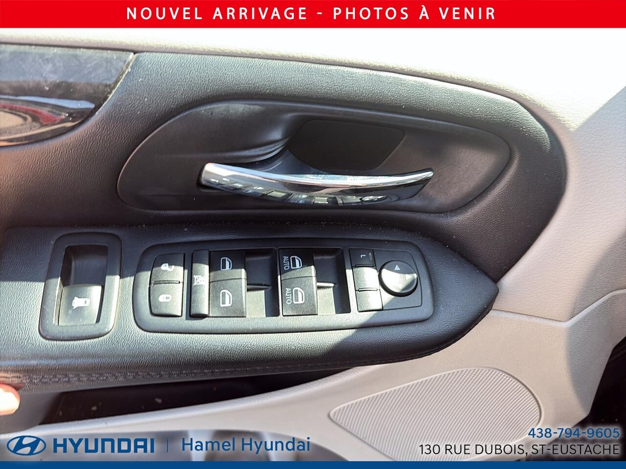 2016 Dodge Grand Caravan Black Saint-Eustache - photo #6