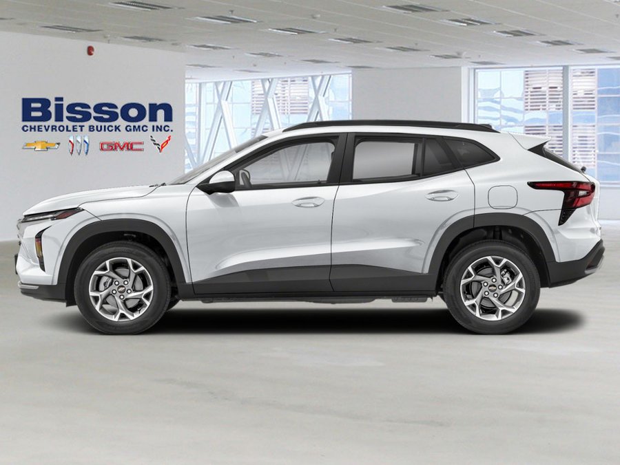 2026 Chevrolet Trax 2026 Summit White