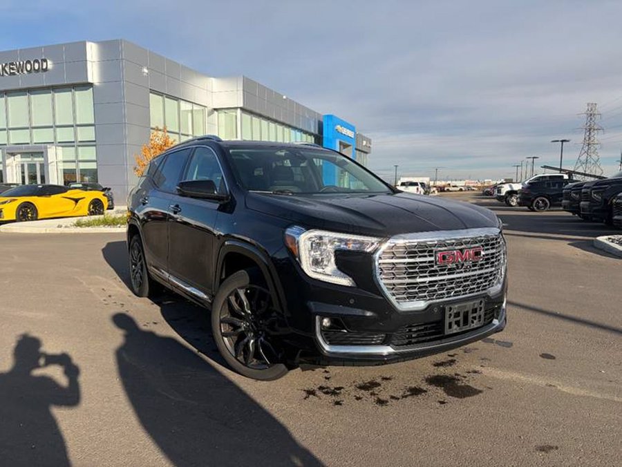 2022 GMC Terrain Denali AWD 1.5T | Power Sunroof Black