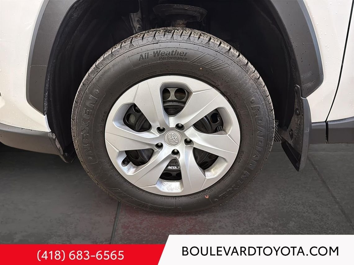 2024 Toyota RAV4 531707-82 | LE, AWD White Québec - photo #19