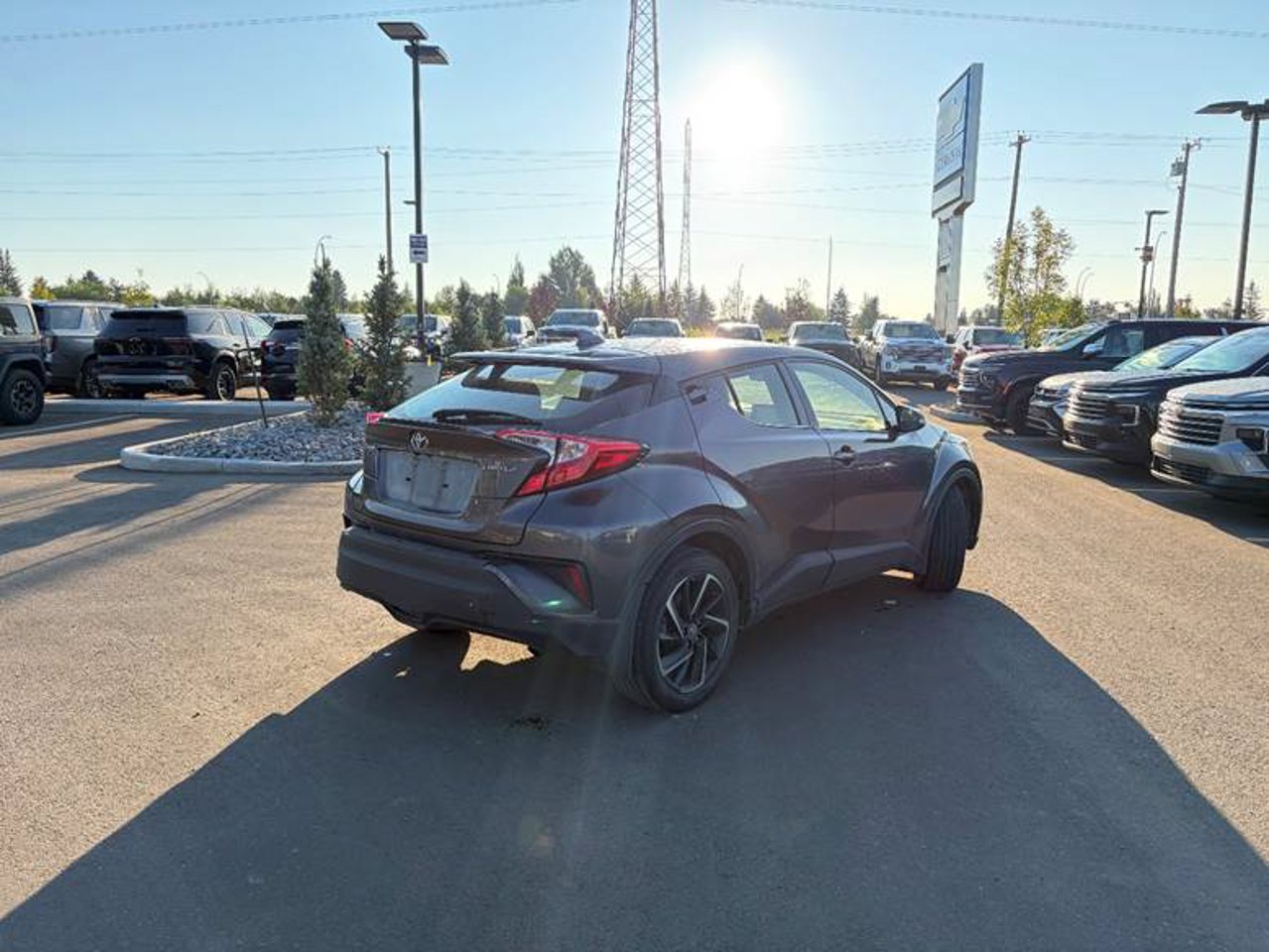 2020 Toyota C-HR XLE Premium FWD Grey Sherwood Park - photo #4