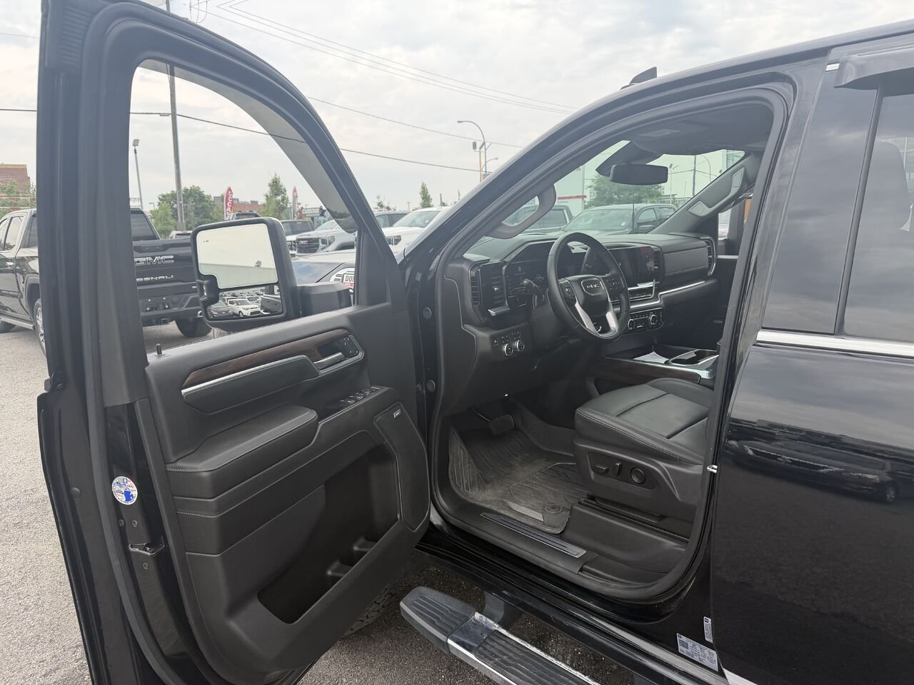 2025 GMC SIERRA K3500 SLT SLT cabine multiplace 4RM 172 po Black Gatineau - photo #1