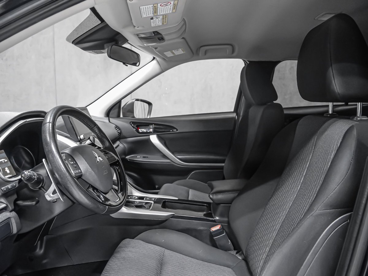 Mitsubishi Eclipse Cross GT-AWD 2023 Noir Montréal - photo #9