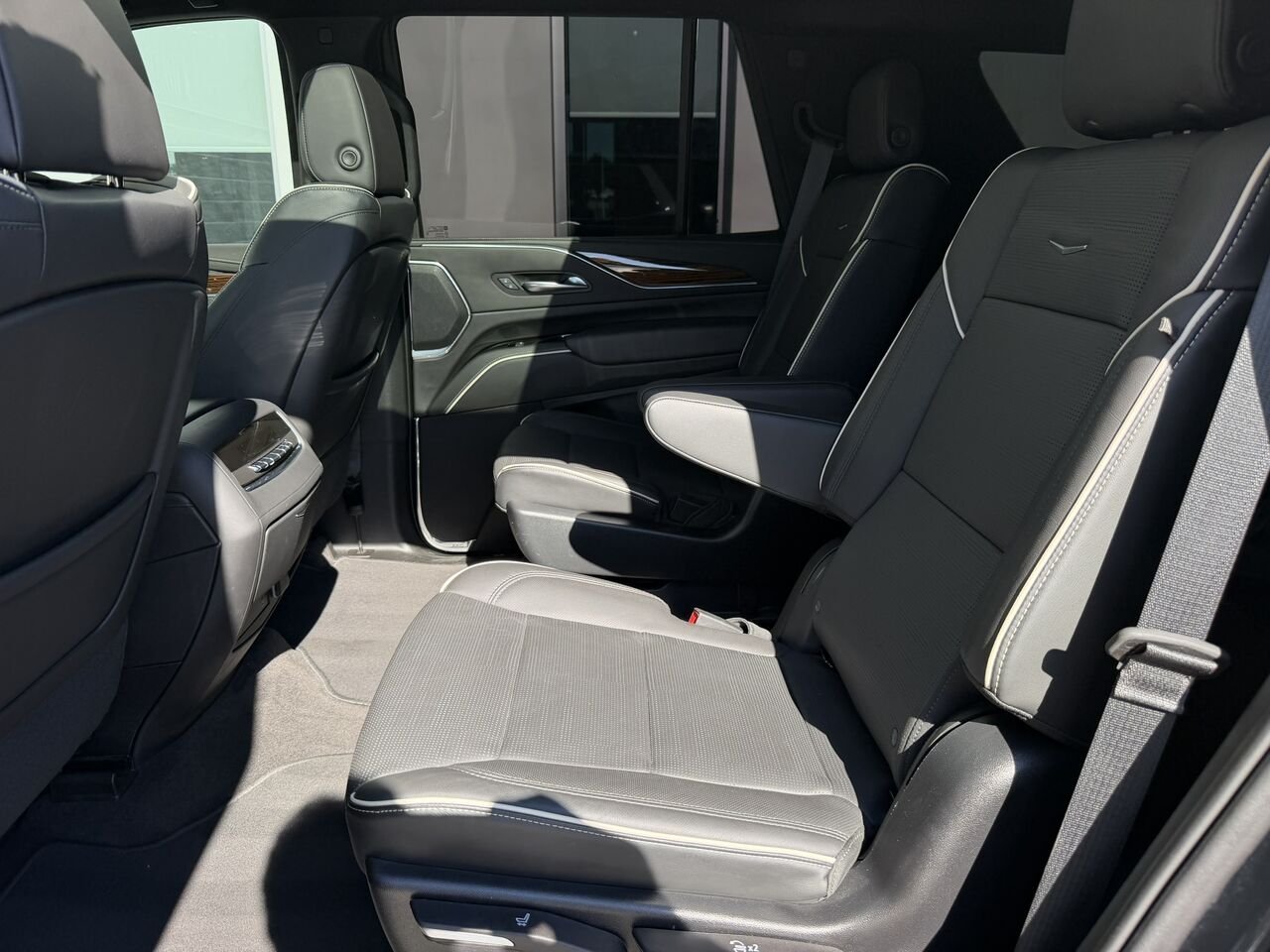 Cadillac Escalade PREMIUM LUXURY 4X4 FINANCEMENT À PARTIR 3.99% 2023 Noir Laval - photo #22