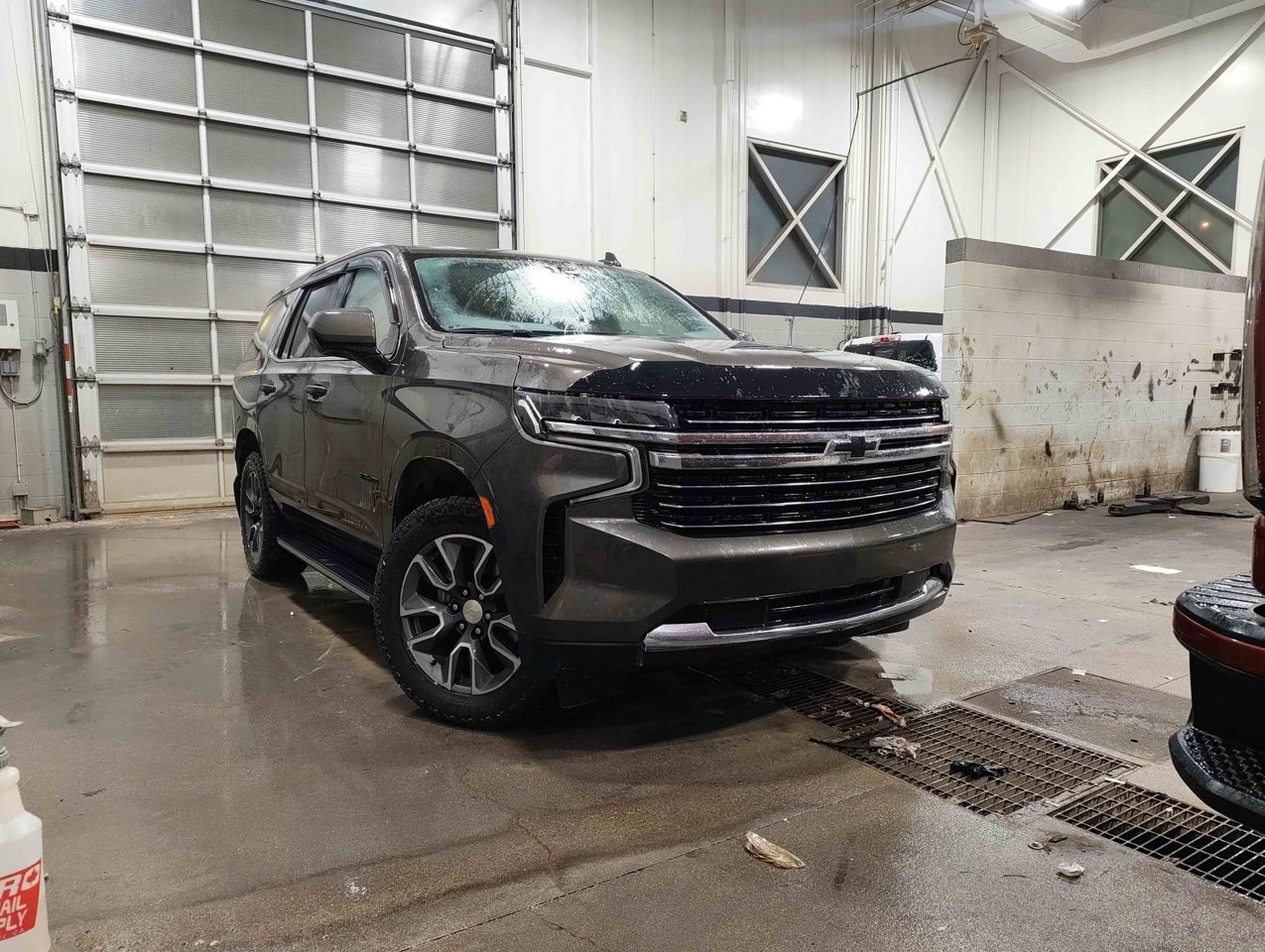 2021 Chevrolet Tahoe 4WD 4dr LT Graywood Metallic Sherwood Park - photo #1