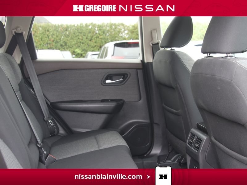 2021 Nissan Rogue White Saint-Eustache - photo #14