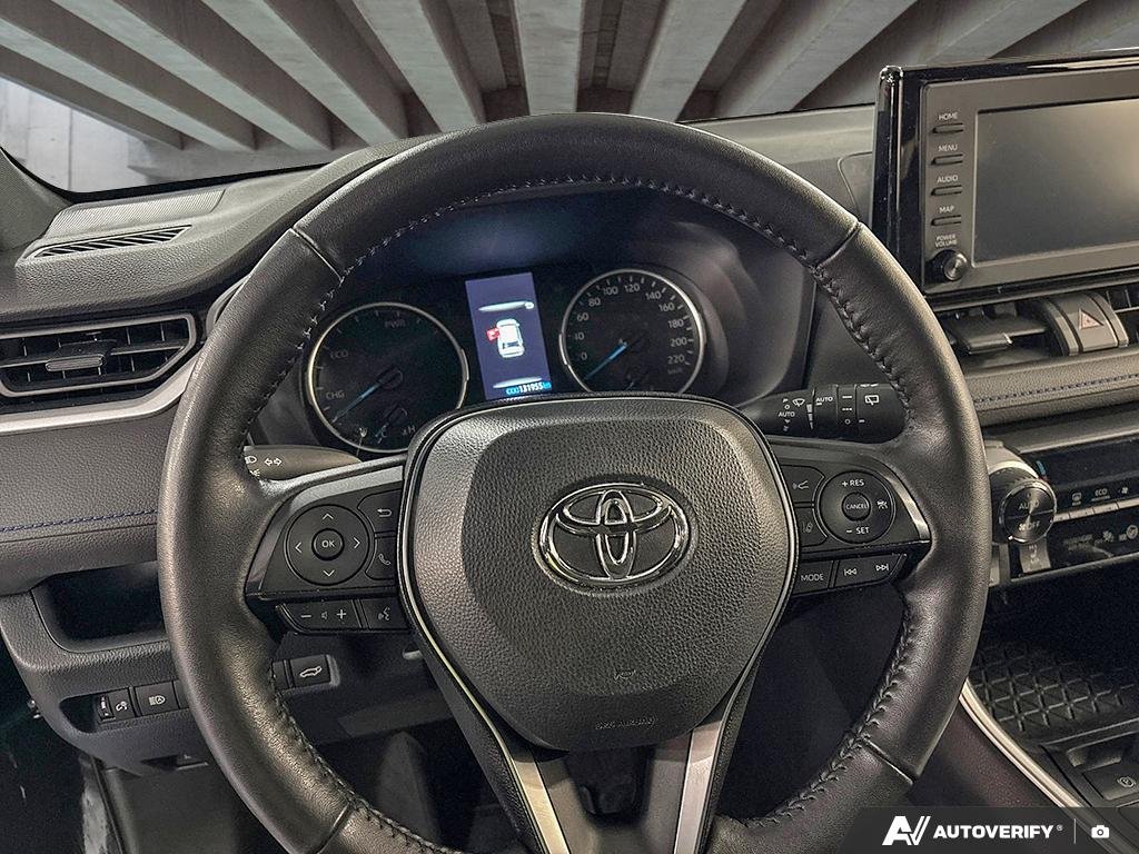2022 Toyota RAV4 2602099A | Hybrid SE, well maintained, local trade Black Edmonton - photo #13