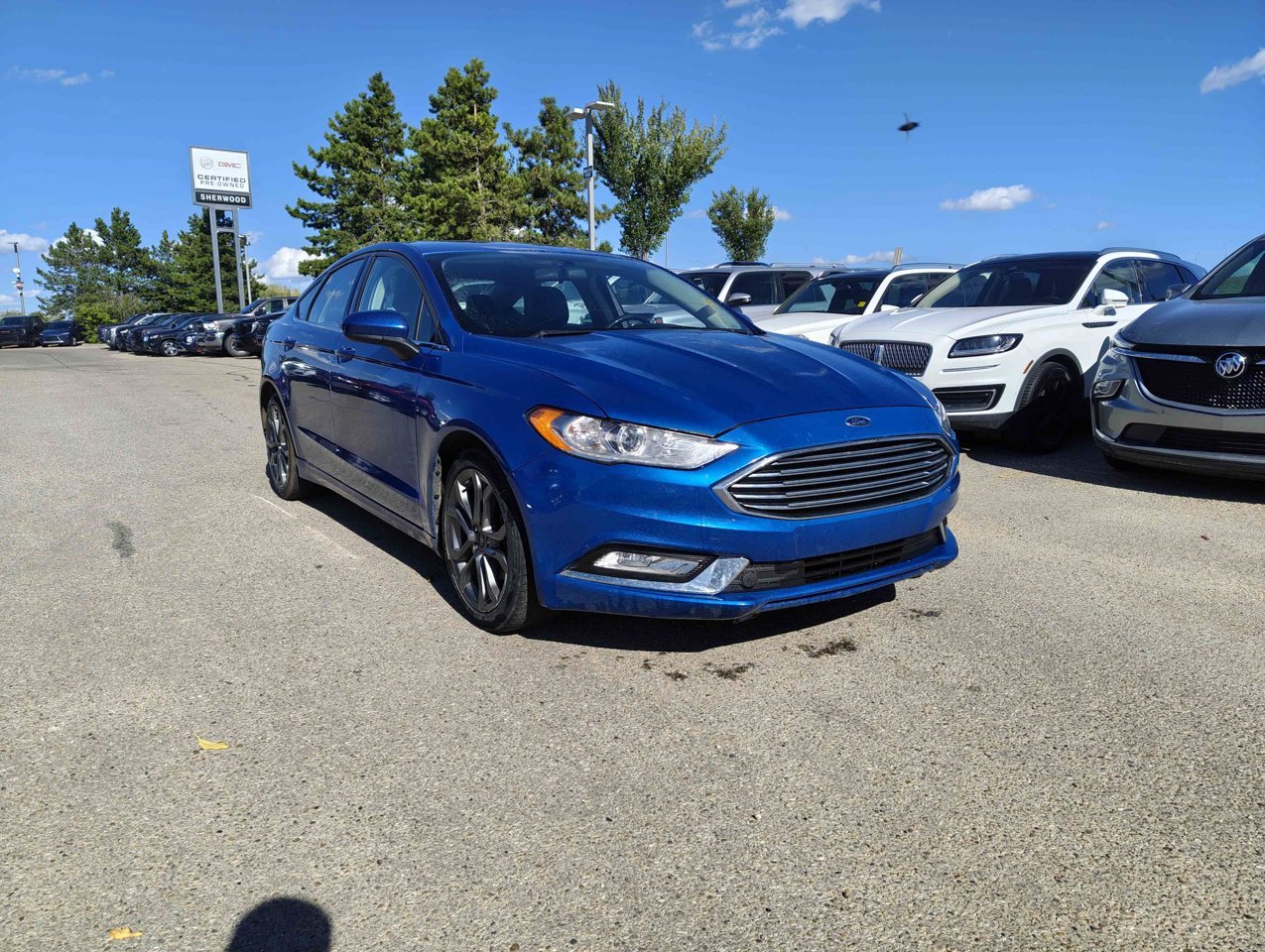 2018 Ford Fusion SE FWD Blue Sherwood Park - photo #2