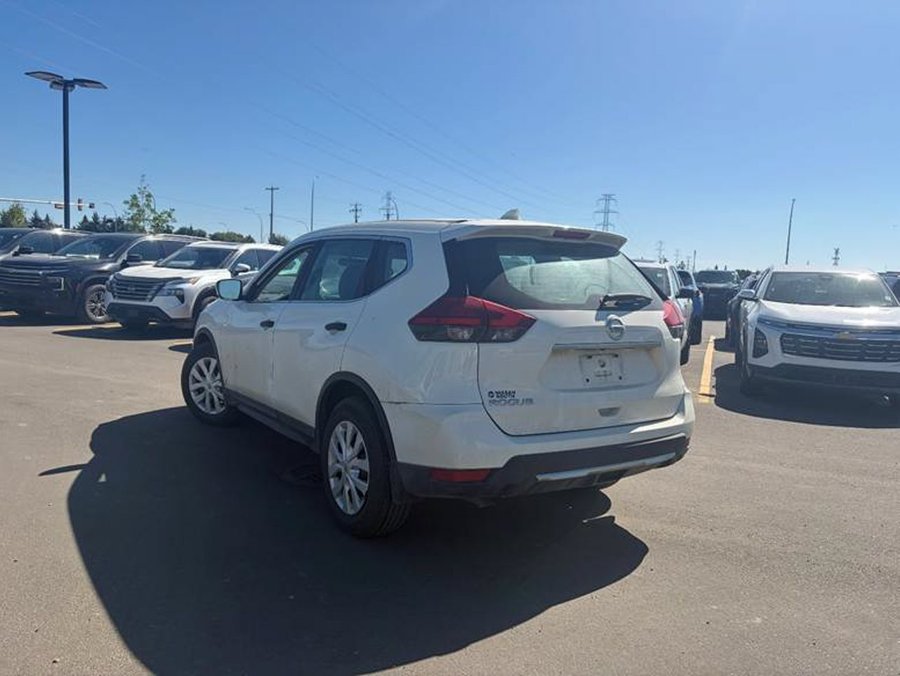 2017 Nissan Rogue 2017 White