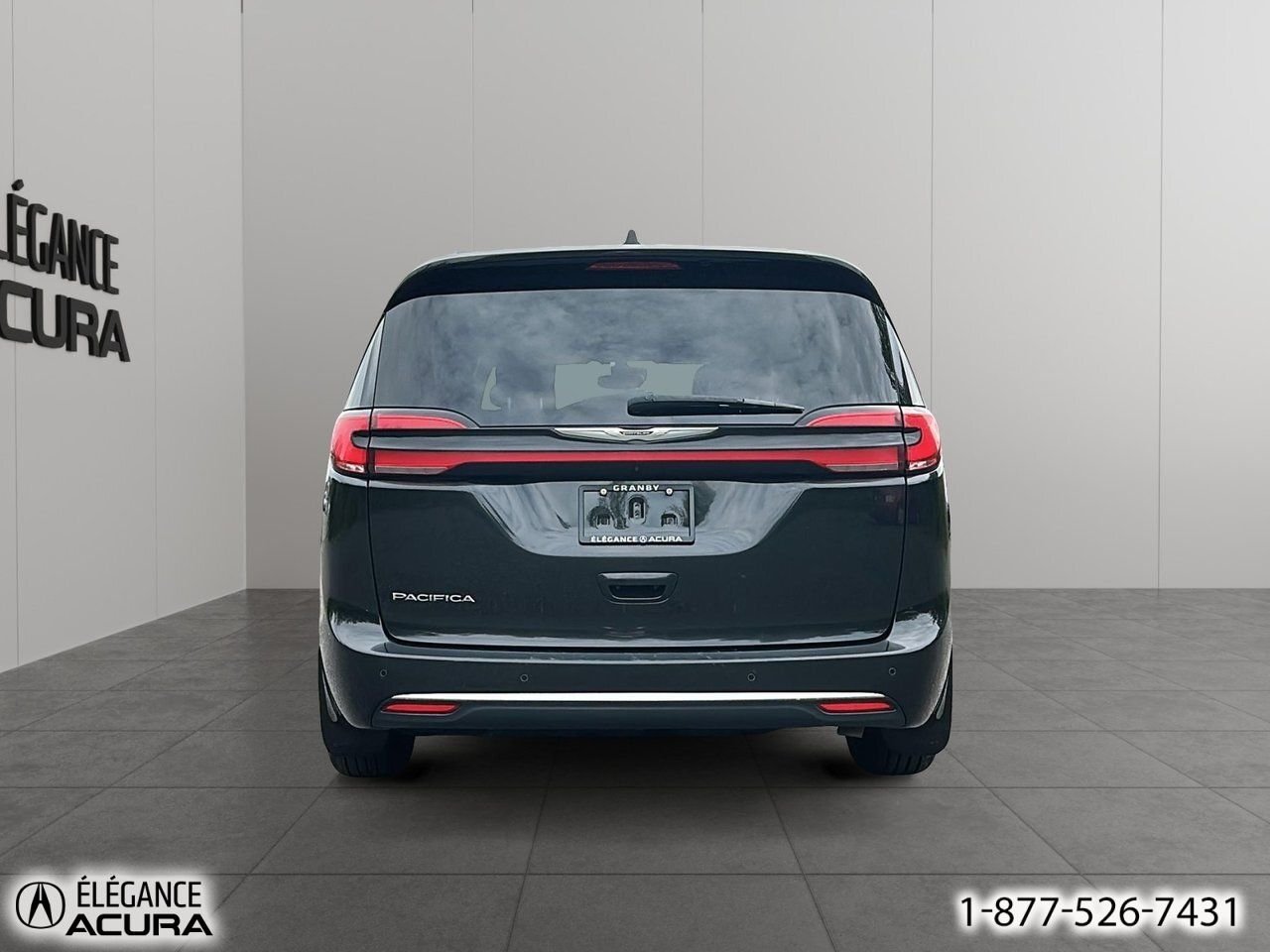 Chrysler Pacifica Touring L | A8787 2022 Noir Granby - photo #5