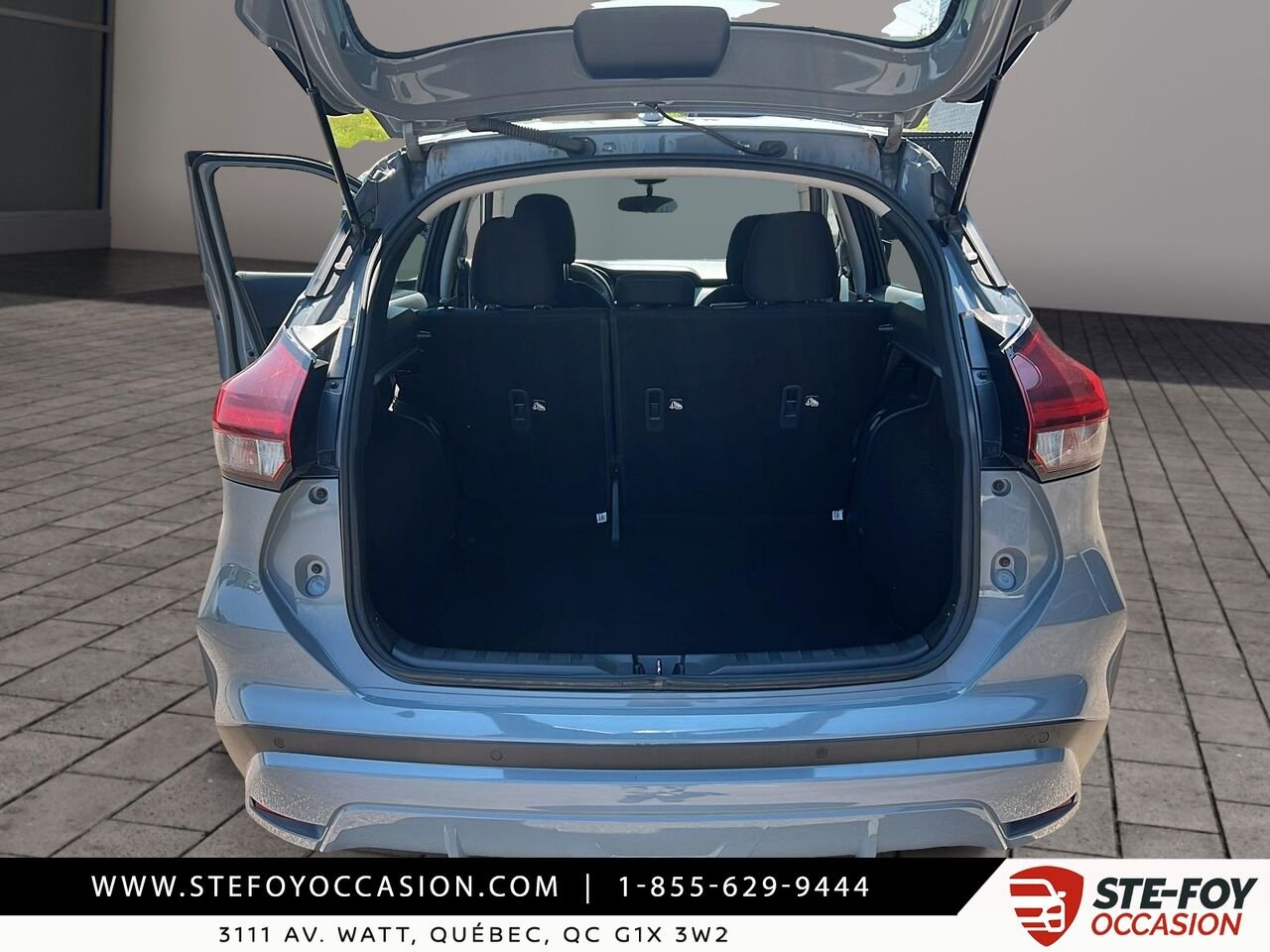 2024 Nissan Kicks SV TA Grey Québec - photo #5