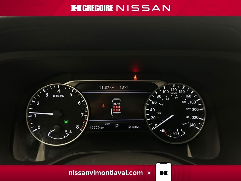 2024 Nissan Pathfinder Grey Laval - photo #26