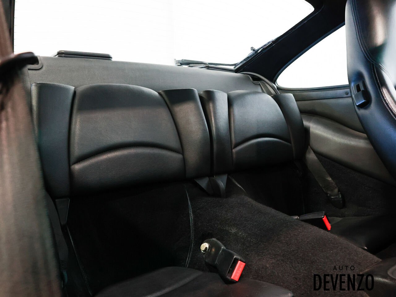 Porsche Carrera 4s 1996 Blanc Saint-Eustache - photo #8