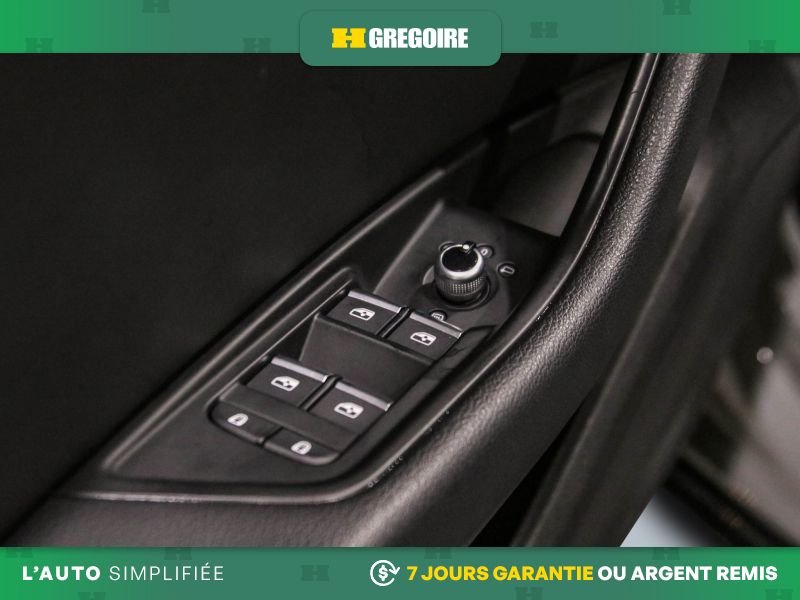 Audi A4 822607 | Progressiv AWD AUTO AC CUIR TOIT NAV CAM RECUL BLE 2022 Gris Laval - photo #15