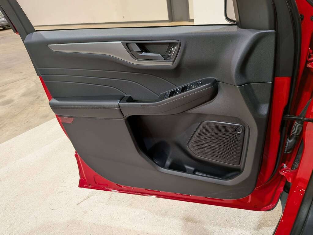 Ford Escape Active AWD 2024 Rouge Val-David - photo #35