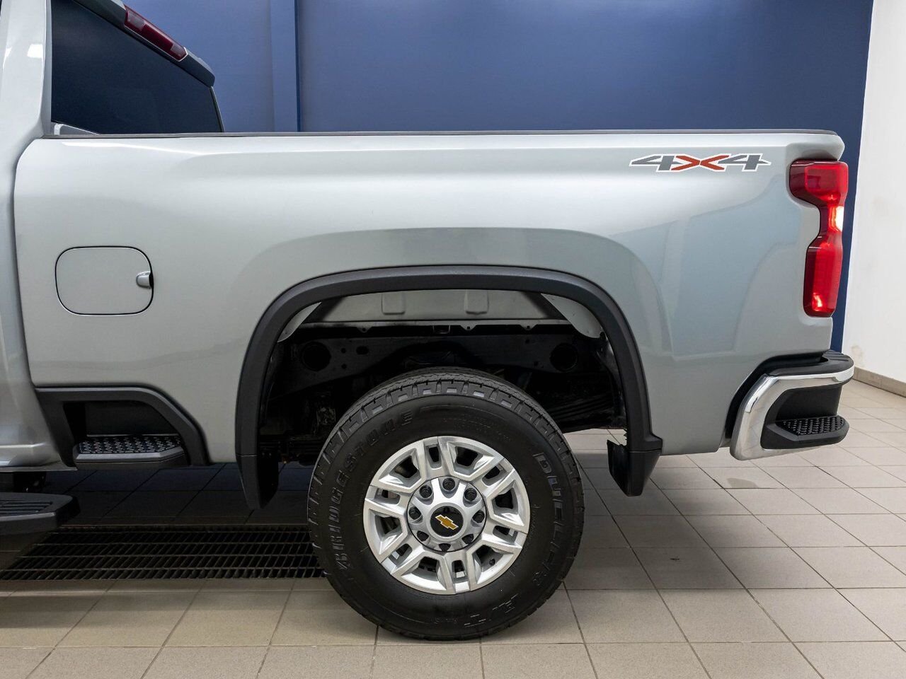 Chevrolet Silverado 2500HD LT CREW 4X4 V8 *NAV* BEDLINER CARPLAY *PNBV 9900* 2024 Gris Saint-Jérôme - photo #30