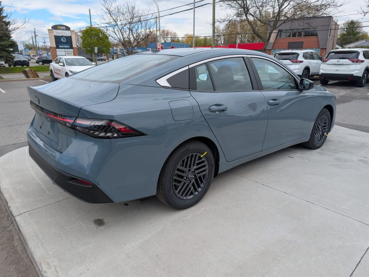 2026 NISSAN Sentra SENTRA SV Atlantic Grey Metallic Châteauguay - photo #5