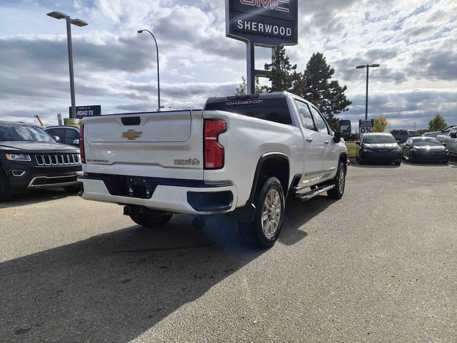 2025 Chevrolet Silverado 3500HD High Country Z71 | Heated And Cooled Leather Seats White