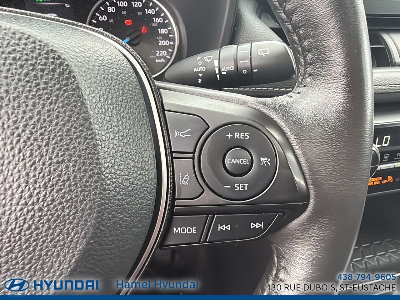 2020 Toyota RAV4 Red Saint-Eustache - photo #11