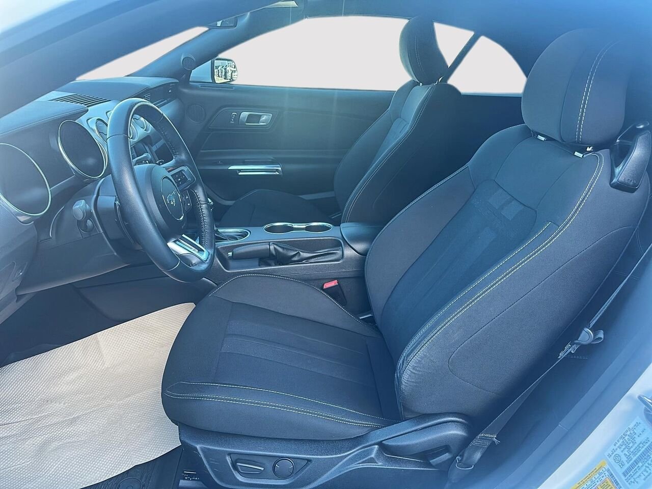 Ford Mustang 2020 Blanc Rouyn-Noranda - photo #6