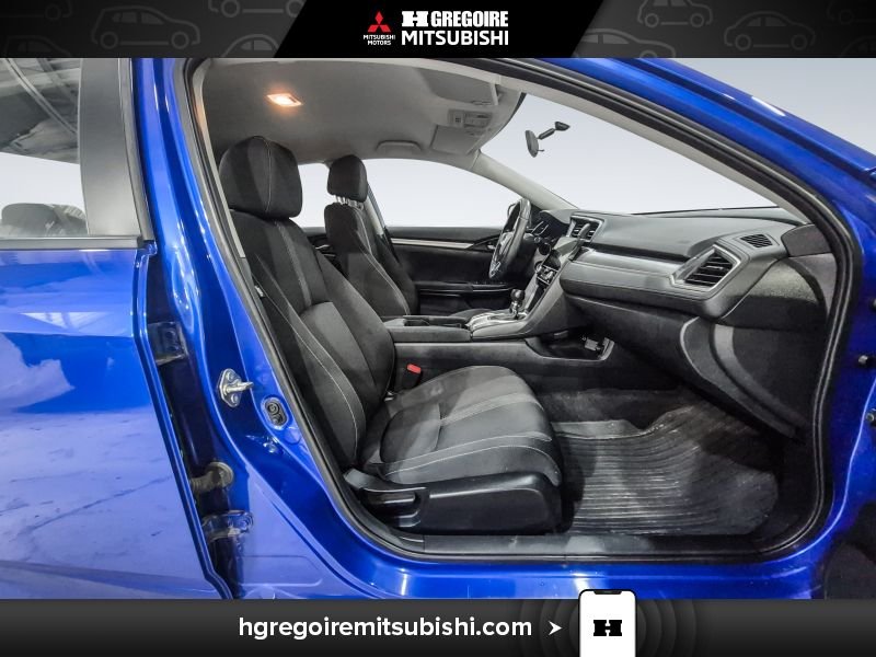 Honda Civic 2018 Bleu Blainville - photo #15
