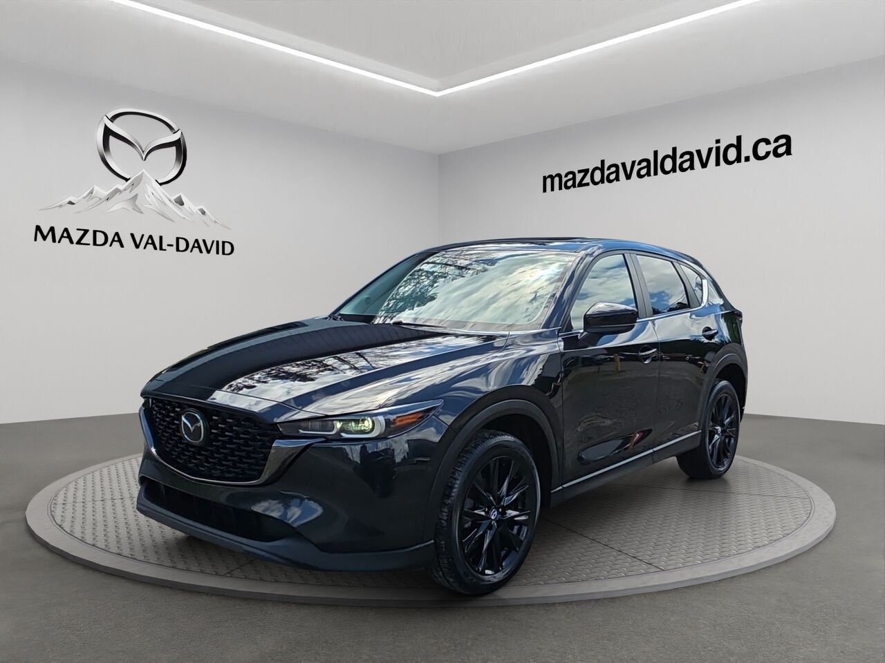 2023 Mazda CX-5 Édition Kuro TI, sièges en cuir, Toit ouvrant, Volant chauffant Black Val-David - photo #0