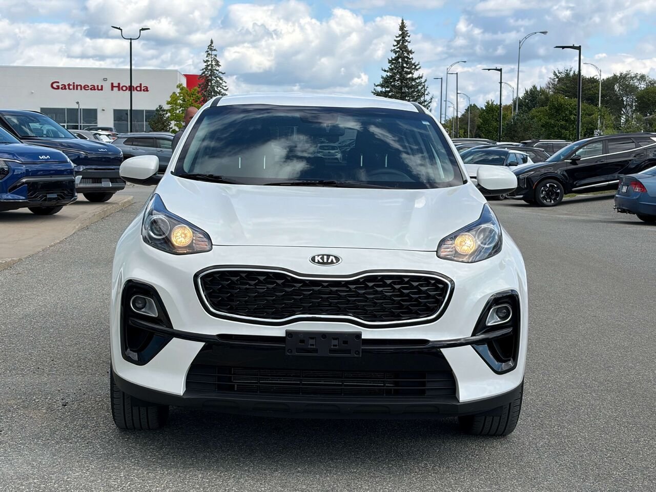 Kia Sportage 2021 Blanc Gatineau - photo #1