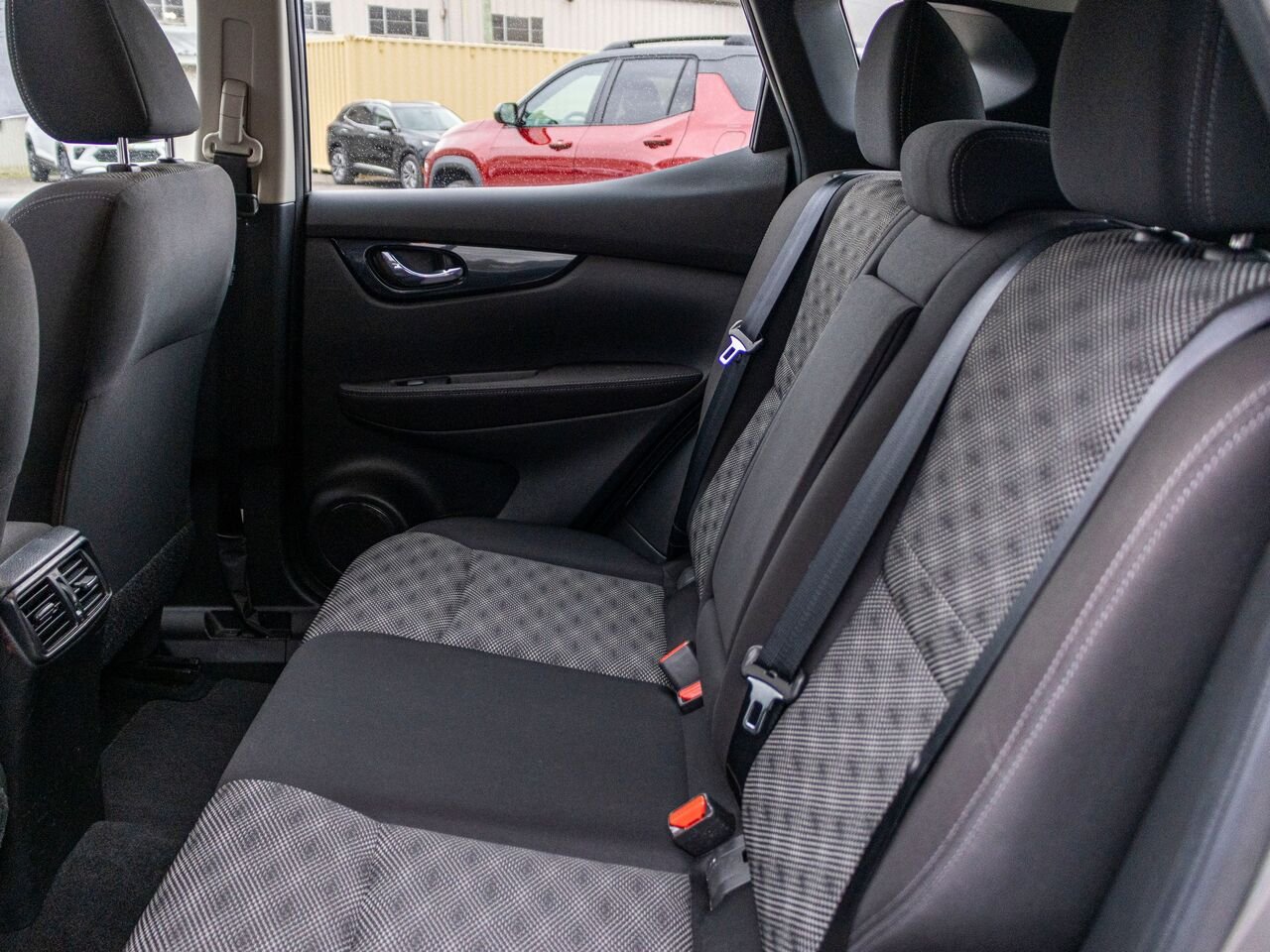 2019 Nissan Qashqai SV AWD Grey Châteauguay - photo #31
