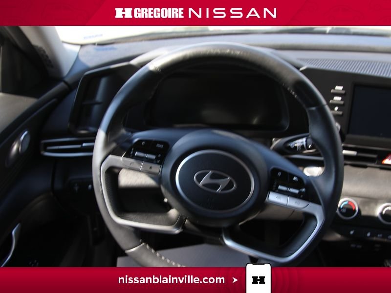 2024 Hyundai Elantra Grey Laval - photo #13