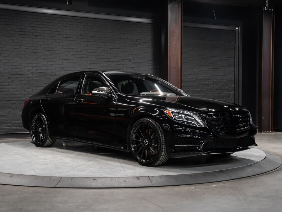 2016 Mercedes-Benz S-Class S 550 | Massaging Seats | Panoramic Sunroof | Winter Tires on Rims Black