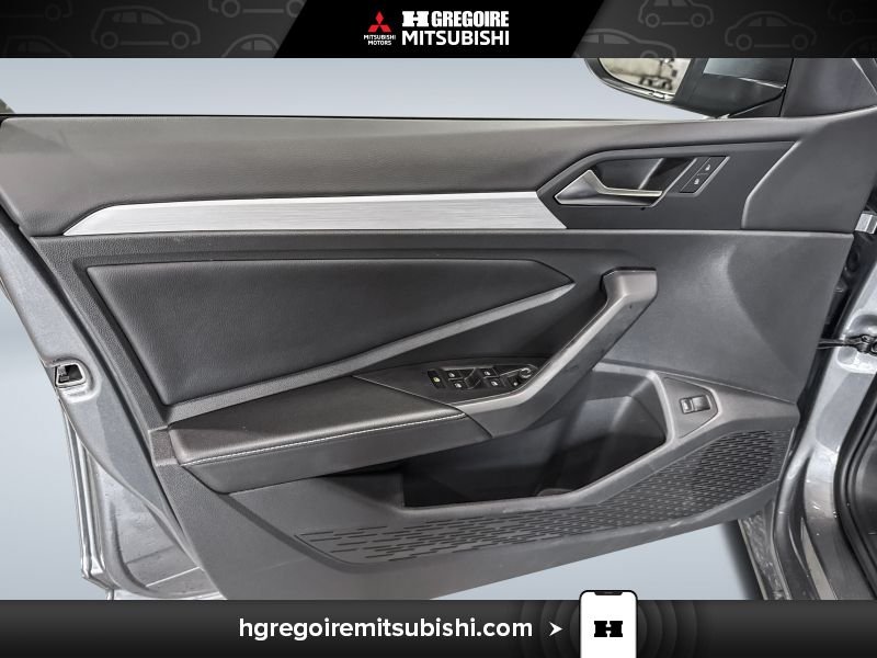 2026 Volkswagen Jetta Grey Saint-Eustache - photo #12