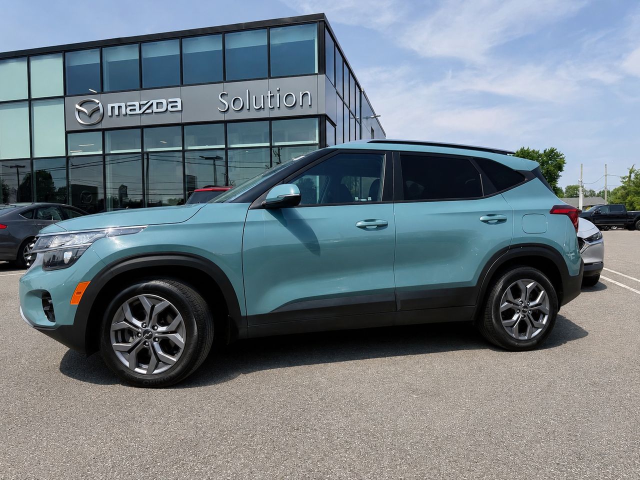 Blue 2024 Kia Seltos SUV / Crossover All-Wheel Drive Automatic