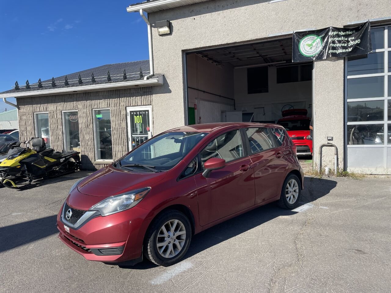 2018 Nissan Versa Note Red  - photo #8