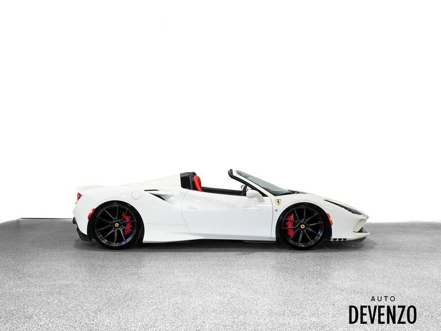 2023 Ferrari F8 Spider 2023 White