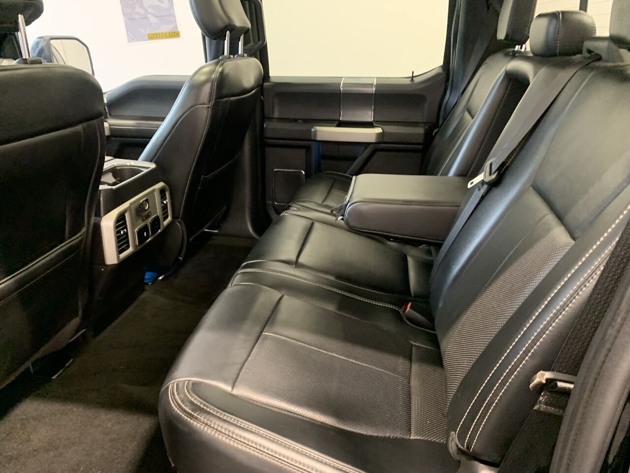 Ford F-150 SUPERCREW LARIAT LARIAT cabine SuperCrew 4RM caisse de 5,5 pi 2019 Noir Châteauguay - photo #23