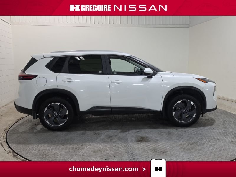 Nissan Rogue CL7567 | SV Moonroof * AWD *Carplay * Bancs Chauffants 2024 Blanc Laval - photo #10