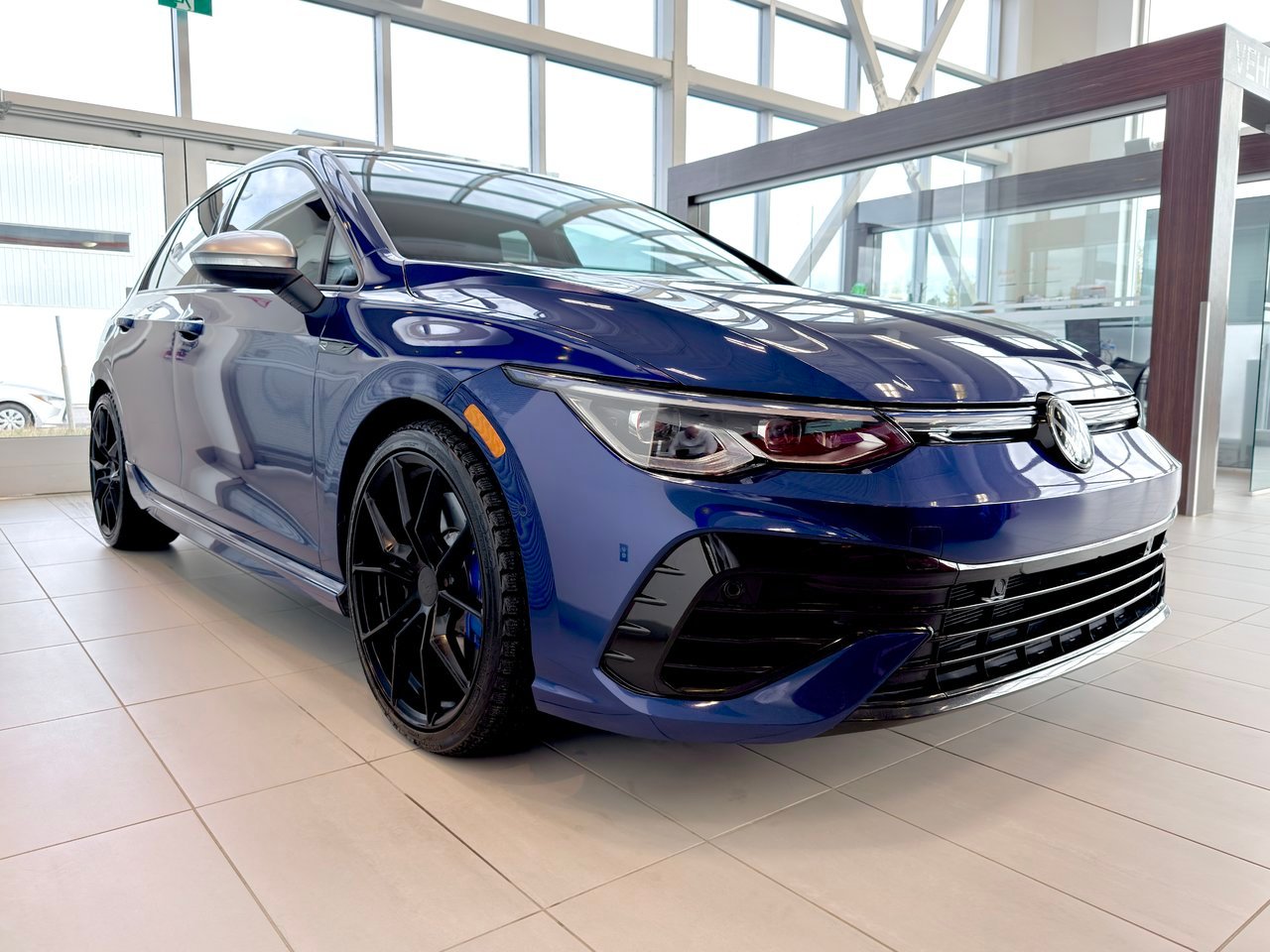 2024 Volkswagen Golf R Blue Notre-Dame-des-Prairies - photo #5