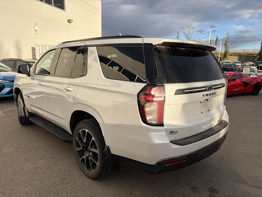 2021 Chevrolet Tahoe RST White