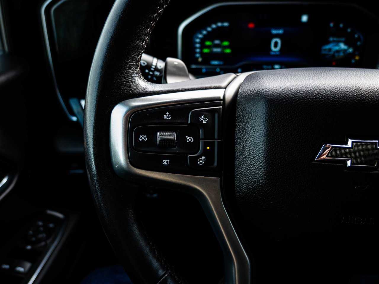 2023 Chevrolet Silverado 1500 4WD Crew Cab 147 RST Black Sherwood Park - photo #22