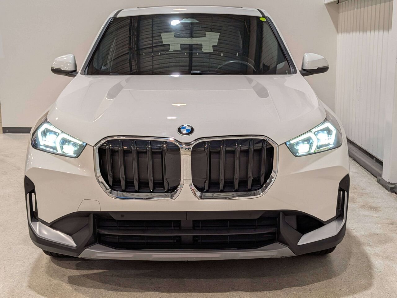 BMW X1 xDrive28i Sports Activity Vehicle 2023 Blanc Val-David - photo #33