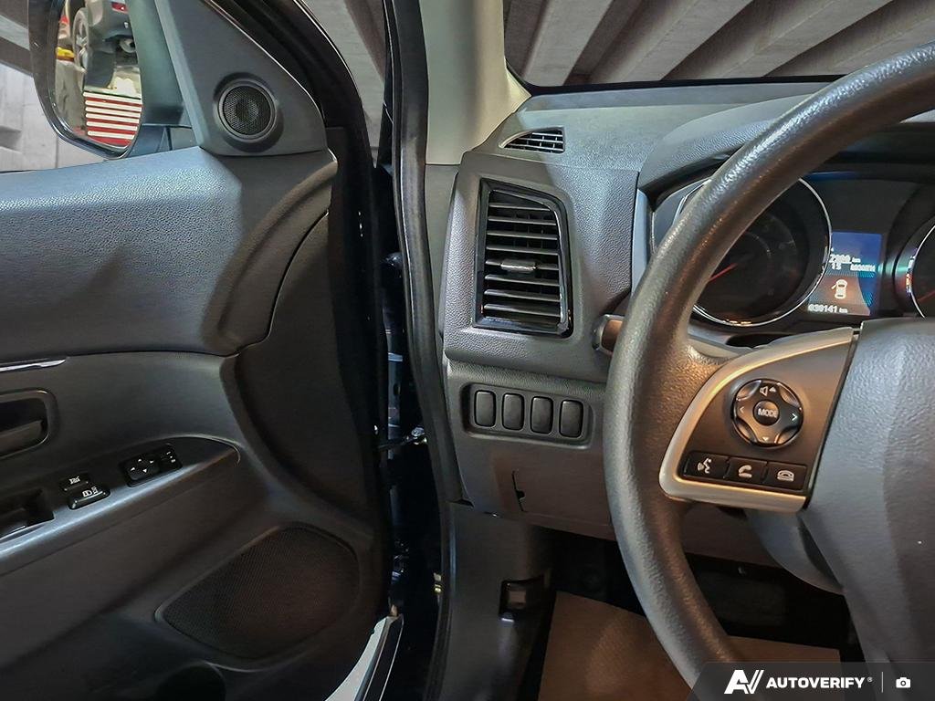 2026 Mitsubishi RVR 264048 | ES Black Edmonton - photo #15