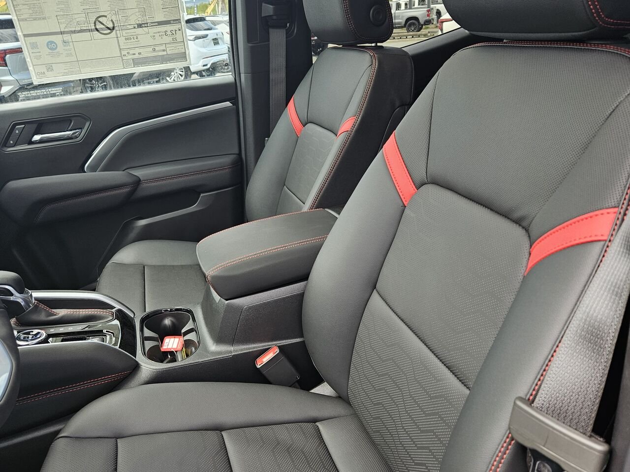 Chevrolet Colorado Z71 cabine multiplace 4RM 2026 NOIR Thetford Mines - photo #15