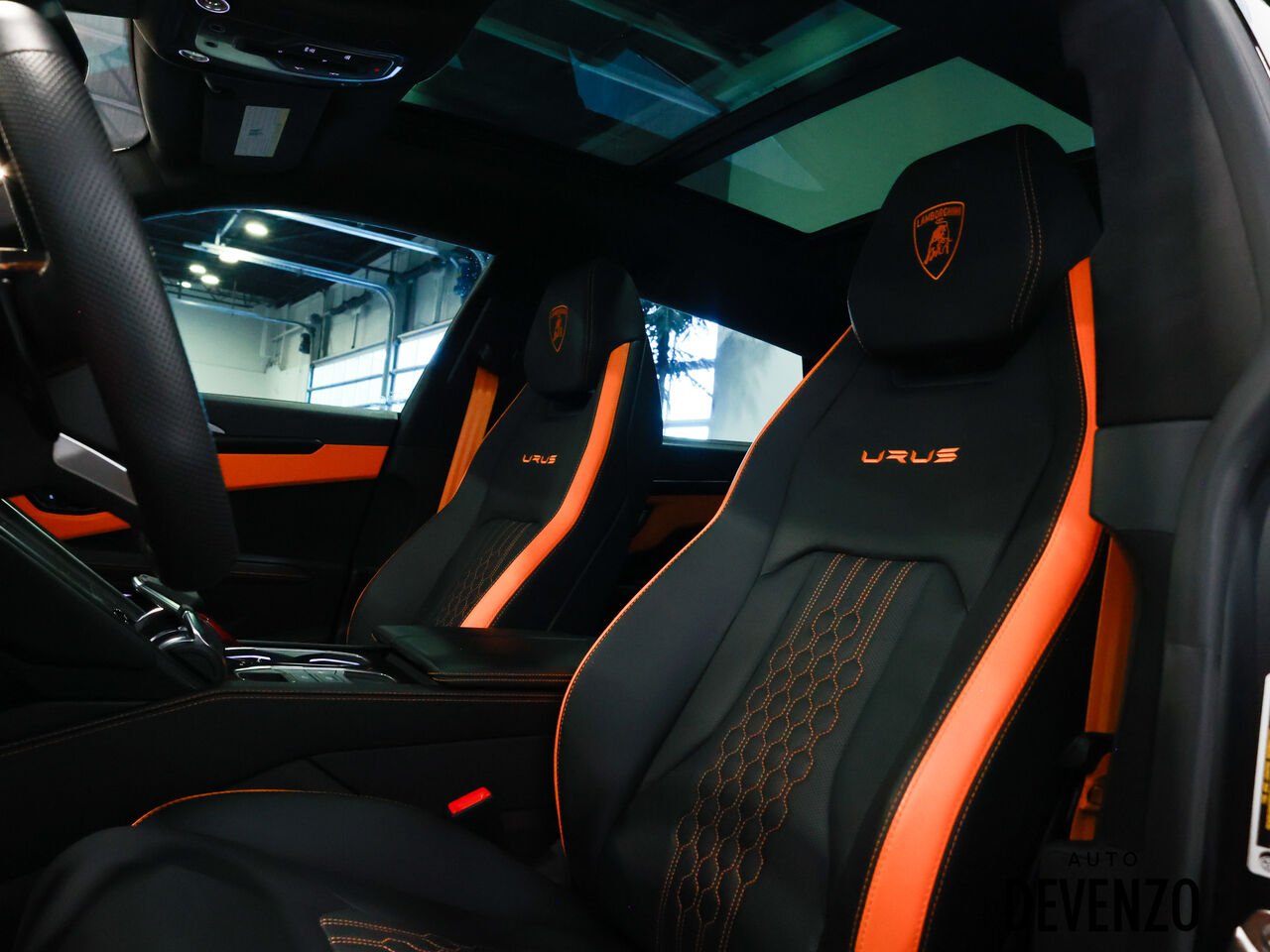 2024 Lamborghini Urus Black Saint-Eustache - photo #9