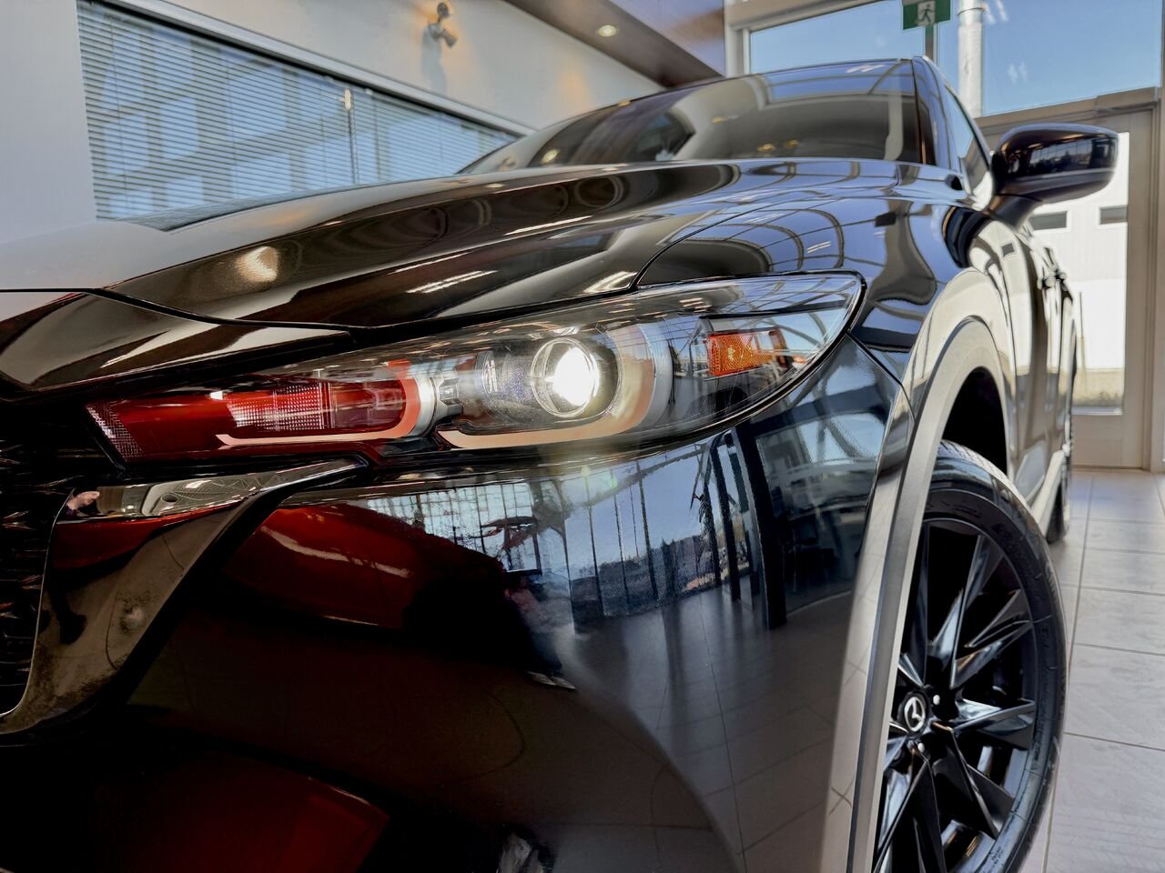 2022 Mazda CX-5 Black Notre-Dame-des-Prairies - photo #3