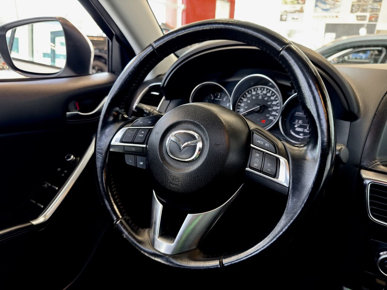 2016 Mazda CX-5 White Notre-Dame-des-Prairies - photo #22